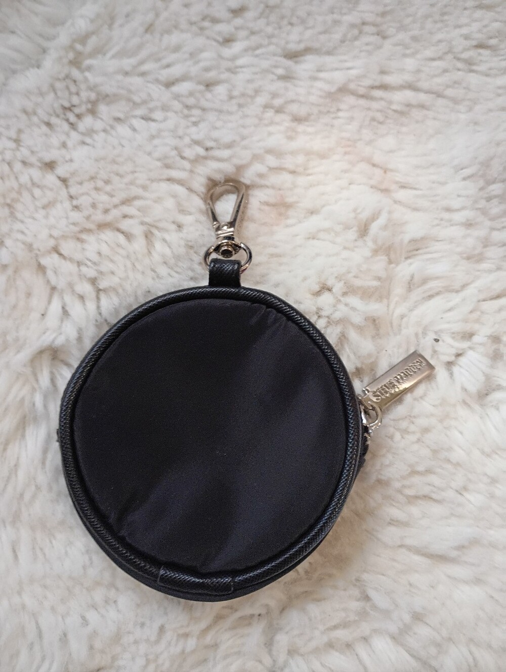 Steve Madden Round Coin Pouch Keychain -